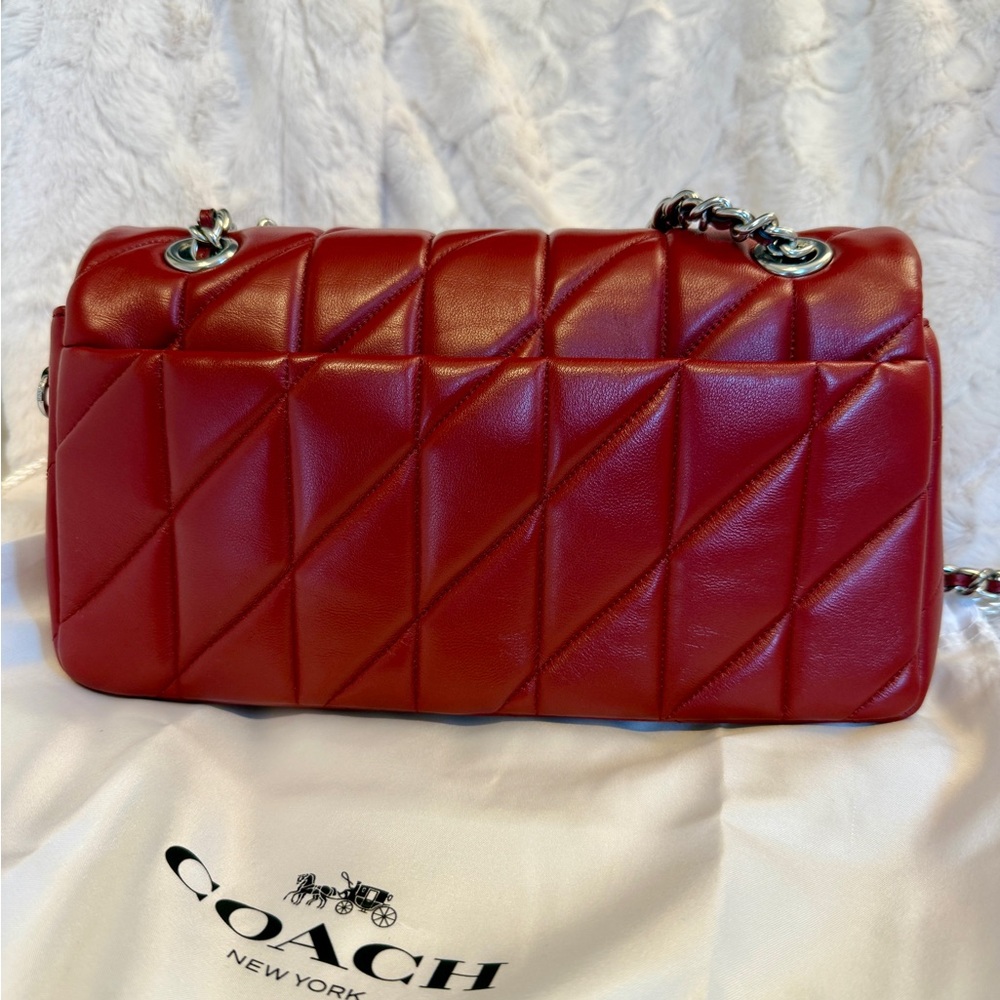 EUC Coach quilted tabby 26 shoulder/crossbody in dark ruby with silver hardware - Picture 3 of 12